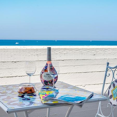 Waterfront Apartment With Seaview Balcony Bari Ngoại thất bức ảnh