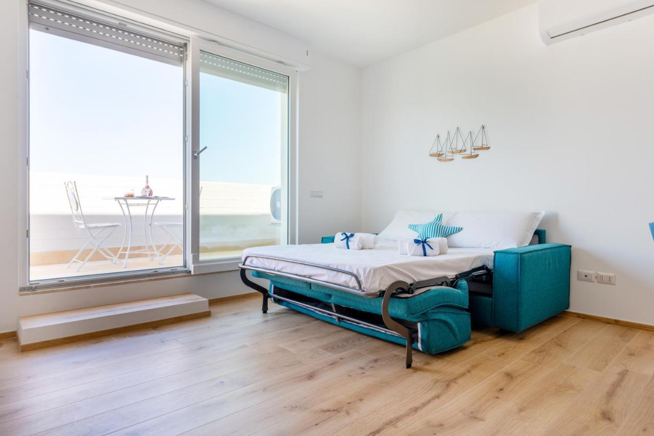 Waterfront Apartment With Seaview Balcony Bari Ngoại thất bức ảnh